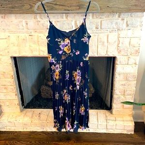NWT Small xhilaration floral dress